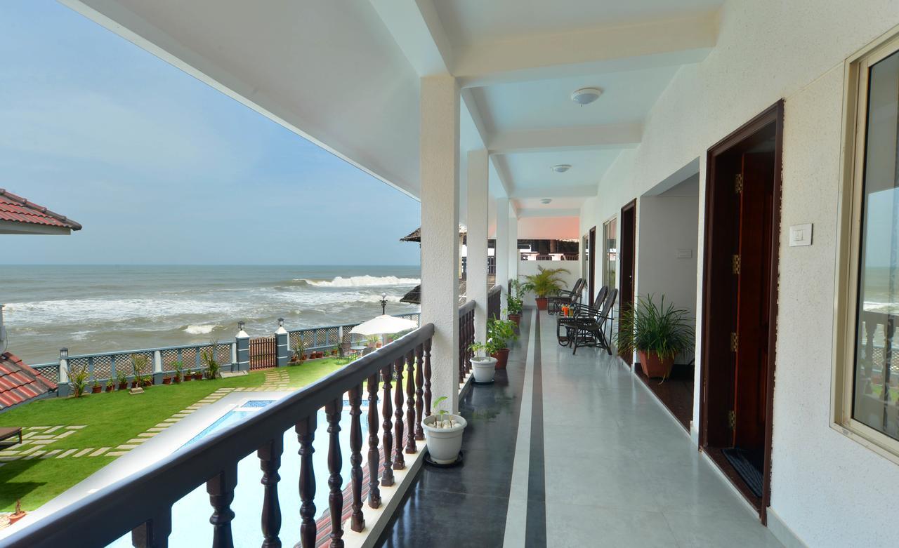 B'Canti Boutique Beach Resort Varkala Exterior photo